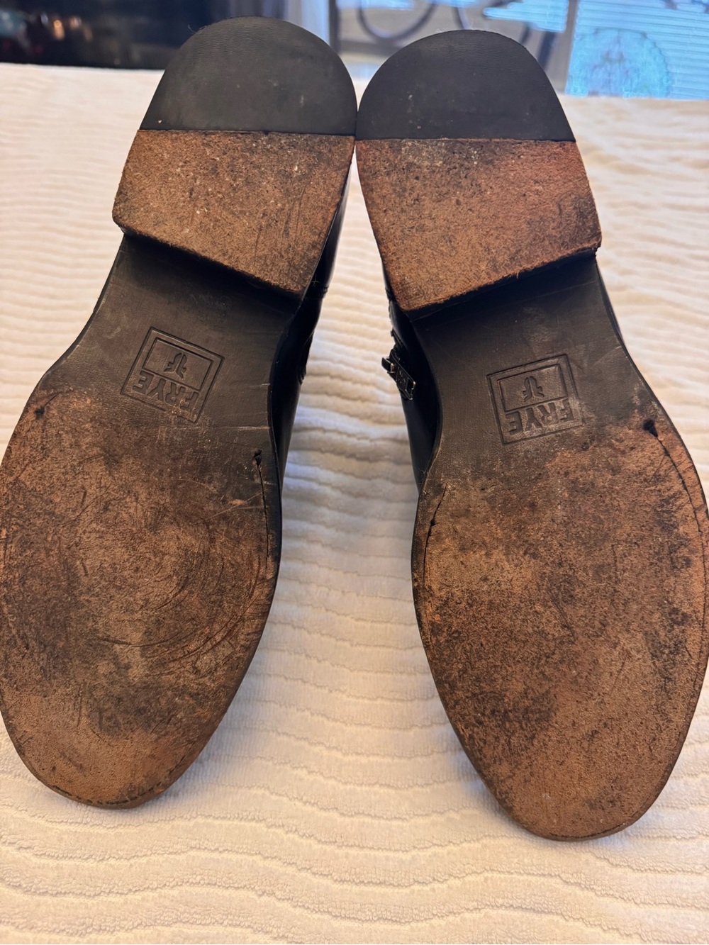 The Frye Company black leather ankle boots - Picture 6 of 7